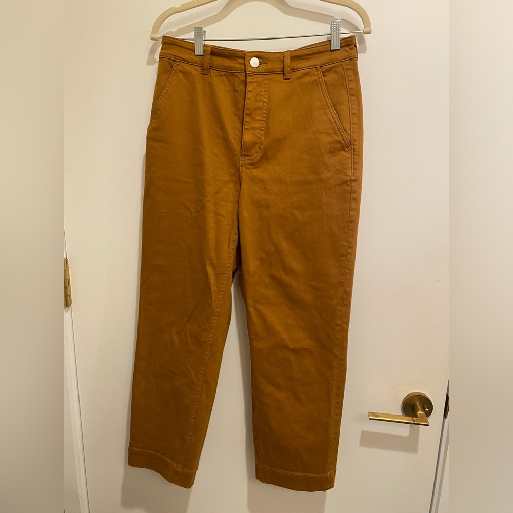 Everlane cropped straight regular pant. Mustard color. Size 8.